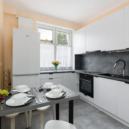 Kosinskiego Apartment Poznan By Noclegi Renters Exterior photo