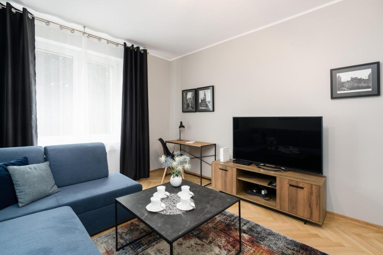 Kosinskiego By Renters Apartment *