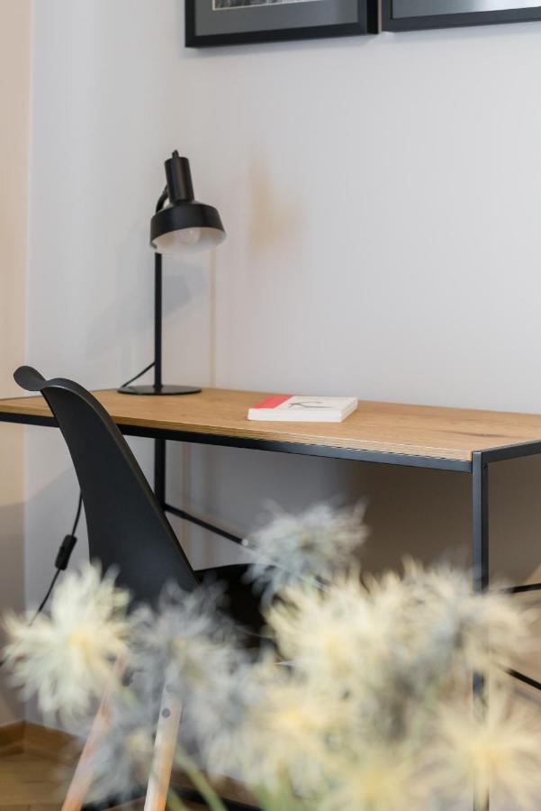 Kosinskiego By Renters Apartment Poznan